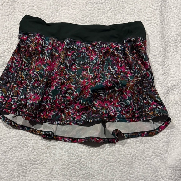 lululemon athletica Floral Multi Skirt - Picture 5 of 14